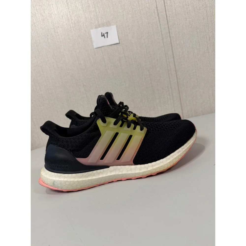 Adidas Womens‎ Ultraboost 5.0 Black Running Shoes Size 8